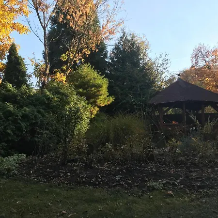 Aranykert Vendeghaz Erlau