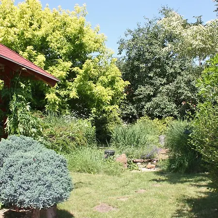 Aranykert Vendeghaz Gasthof