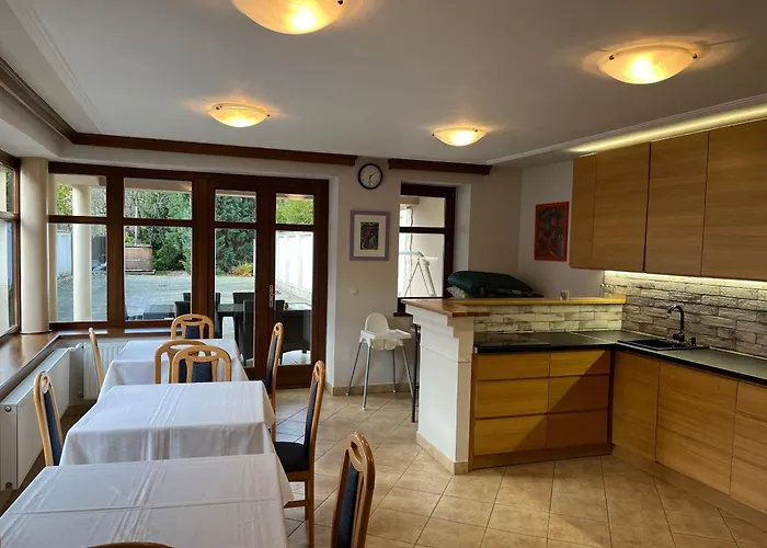 Aranykert Vendeghaz Guest house Eger